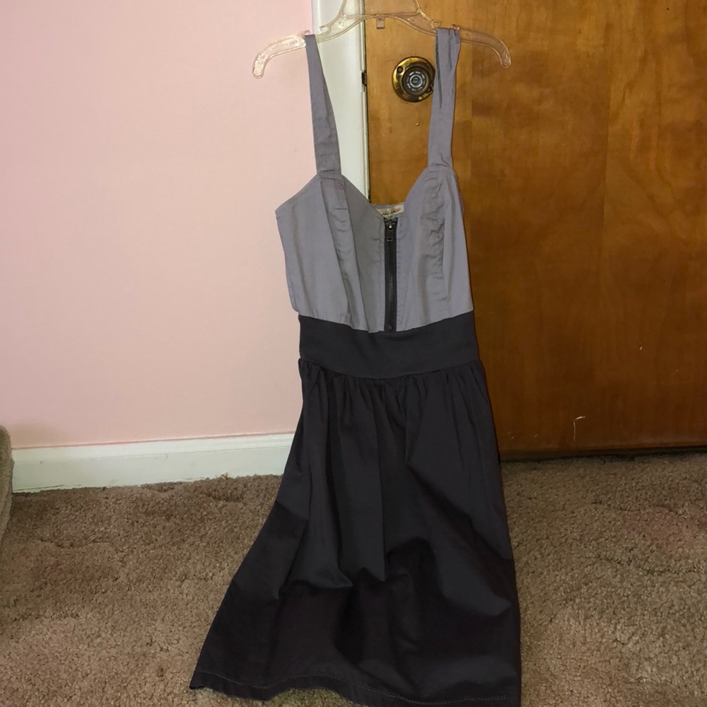 Short dress